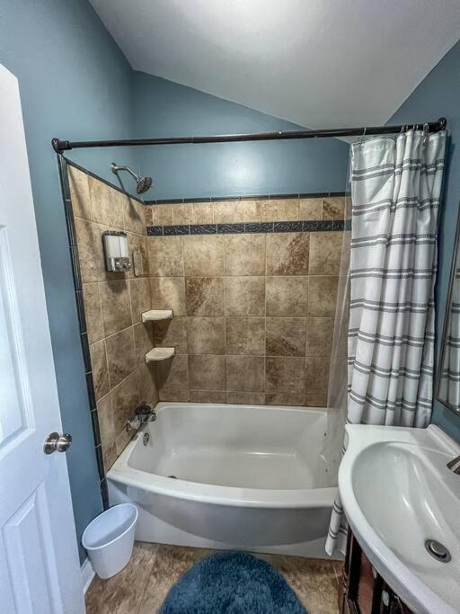 Historic Coastal Haven- Pet Friendly Fast Wi-Fi Villa Norfolk Exteriör bild