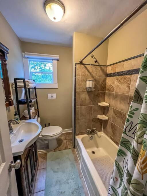 Historic Coastal Haven- Pet Friendly Fast Wi-Fi Villa Norfolk Exteriör bild