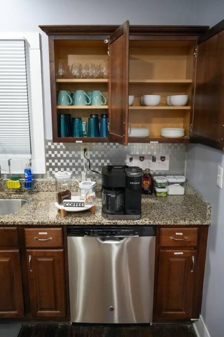 Historic Coastal Haven- Pet Friendly Fast Wi-Fi Villa Norfolk Exteriör bild